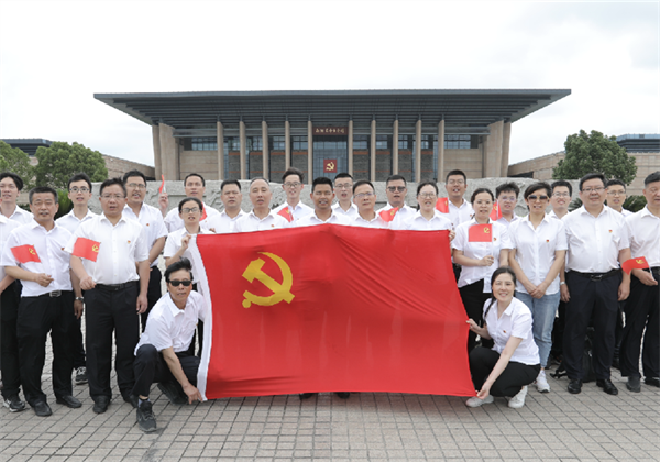 优秀党支部——AG尊时凯龙人生就搏二建党支部