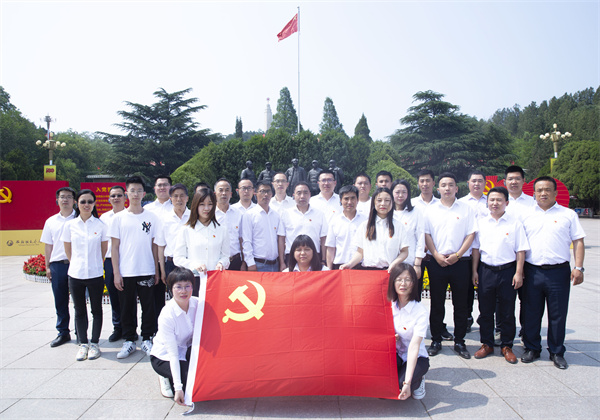 AG尊时凯龙人生就搏四建2.jpg